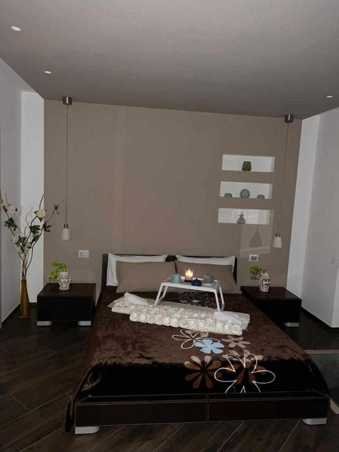 Al Centro Exclusive Apartment Brindisi Eksteriør bilde